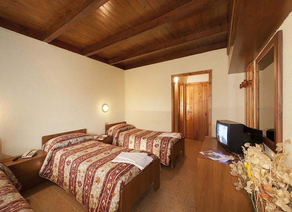 נוס Hotel Veneriaz מראה חיצוני תמונה